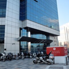 Отель Ramada Corniche Абу-Даби городской автобус