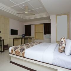 OYO 10264 Hotel Midtown комната для гостей фото 4