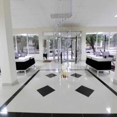 Hotel Ritz Waku-Kungo