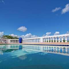 Отель Quadrille, Silver Sands 4BR бассейн