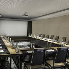 Отель Four Points By Sheraton Surabaya Сурабая помещение для мероприятий