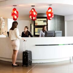 Отель Novotel Suites Marseille Centre Euromed интерьер отеля фото 2