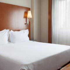 Отель AC Hotel Sevilla Forum by Marriott Испания, Севилья - отзывы, цены и фото номеров - забронировать отель AC Hotel Sevilla Forum by Marriott онлайн комната для гостей фото 5