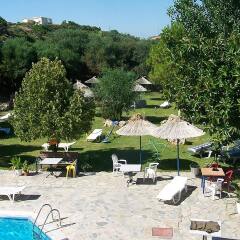 Отель Rodos Blue Resort бассейн