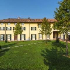 Отель Agriturismo Podere La Piazza Костиглиоле-д'Асти