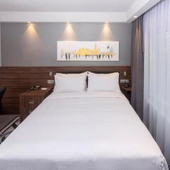 Отель Hampton by Hilton Poznan Old Town Польша, Познань - 2 отзыва об отеле, цены и фото номеров - забронировать отель Hampton by Hilton Poznan Old Town онлайн комната для гостей фото 2