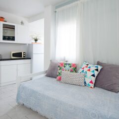 Отель Lena's Beach House комната для гостей фото 4