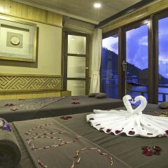 Отель Pelican Halong Cruise спа