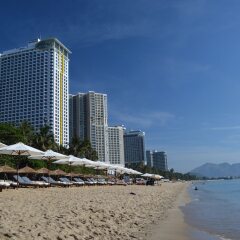 Отель Nam Phuong Hotel Вьетнам, Нячанг - отзывы, цены и фото номеров - забронировать отель Nam Phuong Hotel онлайн пляж