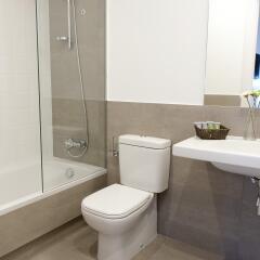 Отель MH Apartments Barcelona Испания, Барселона - отзывы, цены и фото номеров - забронировать отель MH Apartments Barcelona онлайн ванная фото 2