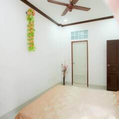 Отель New Era Guesthouse комната для гостей