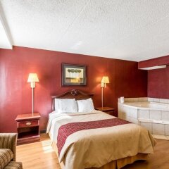 Red Roof Inn & Suites Terre Haute in Terre Haute, United States of America from 119$, photos, reviews - zenhotels.com guestroom