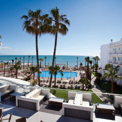 Отель Riu Nautilus - Adults only Испания, Торремолинос - отзывы, цены и фото номеров - забронировать отель Riu Nautilus - Adults only онлайн пляж