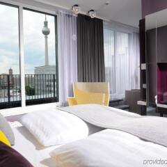 Отель Indigo Berlin-Alexanderplatz Германия, Берлин - отзывы, цены и фото номеров - забронировать отель Indigo Berlin-Alexanderplatz онлайн комната для гостей фото 4