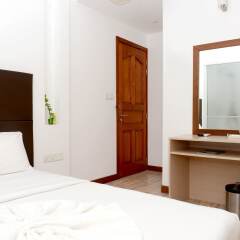 Отель Express Inn Мальдивы, Северный атолл Мале - отзывы, цены и фото номеров - забронировать отель Express Inn онлайн комната для гостей фото 4