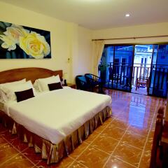 Гостевой дом Sugar Inn Phuket комната для гостей фото 5