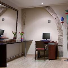 Hotel Hesperia Barri Gòtic удобства в номере
