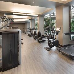 Отель Crystal Gateway Marriott США, Арлингтон - отзывы, цены и фото номеров - забронировать отель Crystal Gateway Marriott онлайн фитнесс-зал фото 2