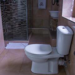 Protea Hotel Ikoyi Westwood 4* Стандартный номер фото 25
