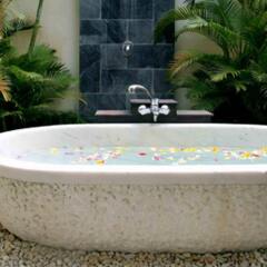 Отель Villa Hoa Su - Frangipani Village Resort ванная фото 2