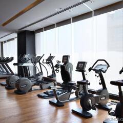 Отель Crowne Plaza New Delhi Rohini фитнесс-зал фото 2