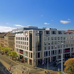 Отель Courtyard by Marriott Budapest City Center Венгрия, Будапешт - отзывы, цены и фото номеров - забронировать отель Courtyard by Marriott Budapest City Center онлайн балкон