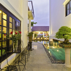 Отель Riverside Impression Homestay Villa интерьер отеля
