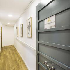 Апартаменты Amister Apartments сейф в номере