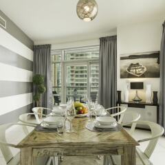 Отель Maison Privee - Loft West в номере