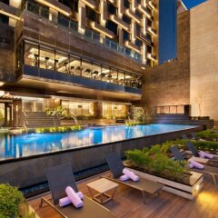 The Leela Ambience Convention Hotel, Delhi с домашними животными