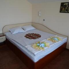 Отель Guest House Rositsa сейф в номере