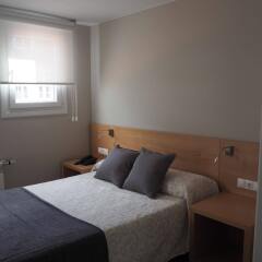 Отель Hostal Alborán комната для гостей фото 2