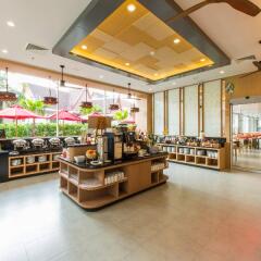 Отель Ramada by Wyndham Phuket Deevana Patong питание фото 4