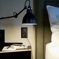Boutique Hotel Josef Цюрих сейф в номере