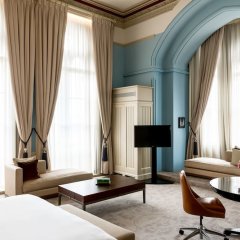 St. Pancras Renaissance Hotel London in London, United Kingdom from 486$, photos, reviews - zenhotels.com guestroom