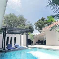 Отель Amara Sanctuary Resort Sentosa бассейн