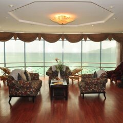 Отель Yasaka Saigon Nha Trang Hotel & Spa Вьетнам, Нячанг - 2 отзыва об отеле, цены и фото номеров - забронировать отель Yasaka Saigon Nha Trang Hotel & Spa онлайн интерьер отеля фото 3
