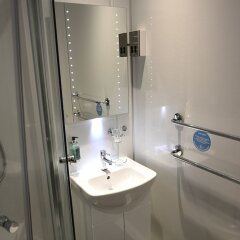 Firth Hotel & Restaurant in Lossiemouth, United Kingdom from 126$, photos, reviews - zenhotels.com bathroom