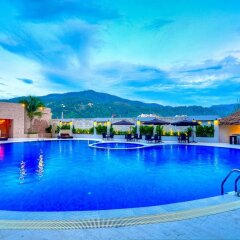 Отель Montana Grand Phuket бассейн фото 3