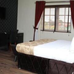 De Brit Hotel