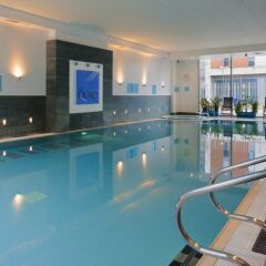 Отель Crowne Plaza London Docklands Лондон бассейн фото 3