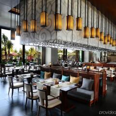 Отель Anantara Sanya Resort & Spa гостиничный бар