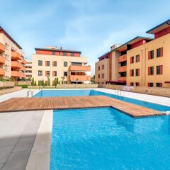 Отель Apartamento Vivalidays Mari Испания, Льорет-де-Мар - отзывы, цены и фото номеров - забронировать отель Apartamento Vivalidays Mari онлайн бассейн
