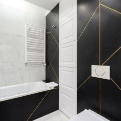 Отель Siedmiogrodzka Luxury Apartment Польша, Варшава - отзывы, цены и фото номеров - забронировать отель Siedmiogrodzka Luxury Apartment онлайн ванная фото 2