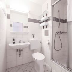 Alibi Hostel Вена ванная фото 2