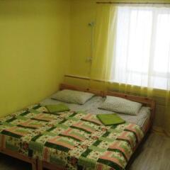 Гостиница Жилые помещения Vhostele-Na-Baumana в Казани отзывы, цены и фото номеров - забронировать гостиницу Жилые помещения Vhostele-Na-Baumana онлайн Казань комната для гостей фото 2
