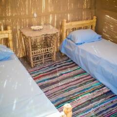 Отель Wishwashi Camp & Resort сауна