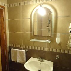 Aterna Hotel Турция, Дикили - отзывы, цены и фото номеров - забронировать отель Aterna Hotel онлайн ванная