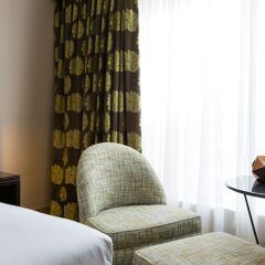 Отель Renaissance Brussels Hotel Бельгия, Брюссель - 3 отзыва об отеле, цены и фото номеров - забронировать отель Renaissance Brussels Hotel онлайн с домашними животными