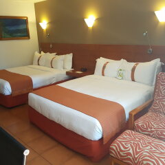 Holiday Inn Port Moresby, an IHG Hotel in Boroko, Papua New Guinea from 138$, photos, reviews - zenhotels.com guestroom